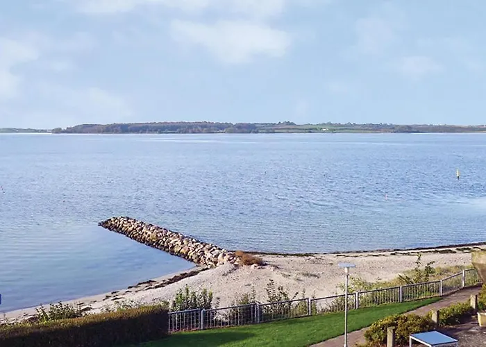 Klinten פאבורג